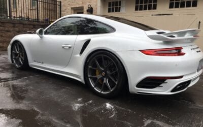 Photos of finished 2016 Porsche 911