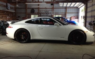 Photos of finished 2015 Porsche 911 Turbo