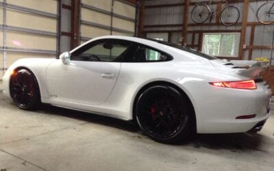 Photos of finished 2016 Porsche 911