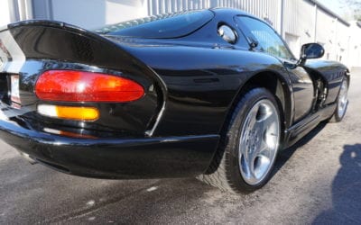 Full Exterior Detail of 1999 Dodge Viper